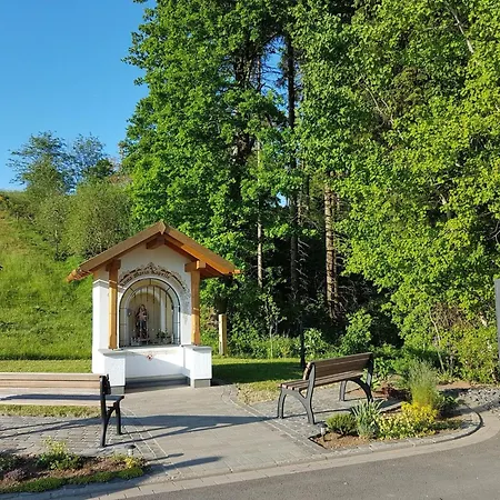 Holiday Home In Auw With Terrace * Auw bei Prum