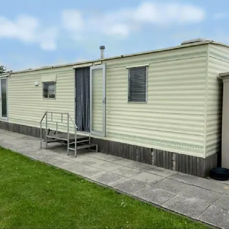 Holiday Home In Auw With Terrace 別荘